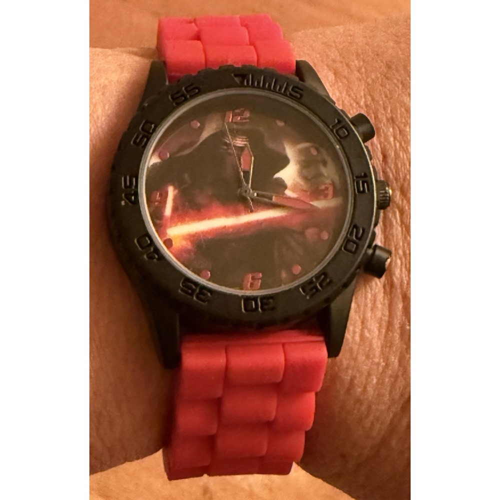 Star Wars Lucasfilm LTD Accutime Black Analog Wrist Watch SWM3054 Red Band‎